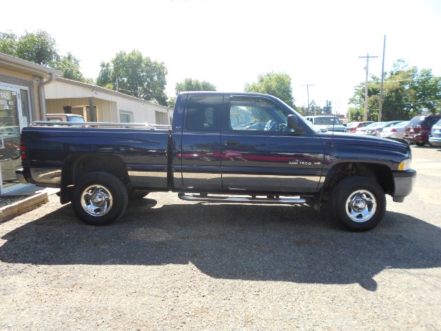 1998 Dodge Ram 1500 Extended Cab 4-wheel Drive LTZ