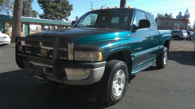 1998 Dodge Ram 1500 Extended Cab 4-wheel Drive LTZ