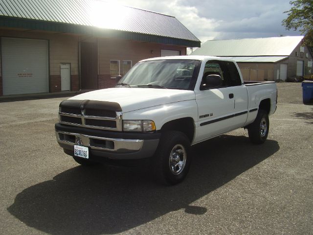 1998 Dodge Ram 1500 SXT Ext Cab