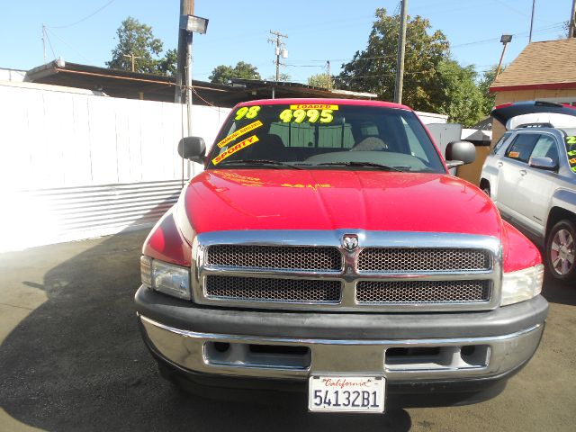 1998 Dodge Ram 1500 4DR SDN XLE AT