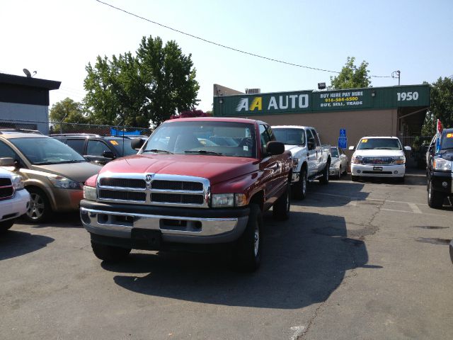 1998 Dodge Ram 1500 Extended Cab 4-wheel Drive LTZ