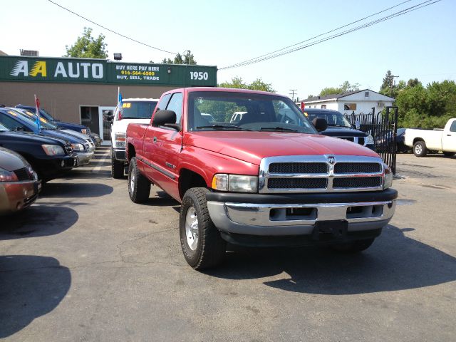 1998 Dodge Ram 1500 Extended Cab 4-wheel Drive LTZ