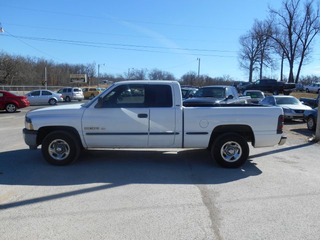 1998 Dodge Ram 1500 4DR SDN XLE AT