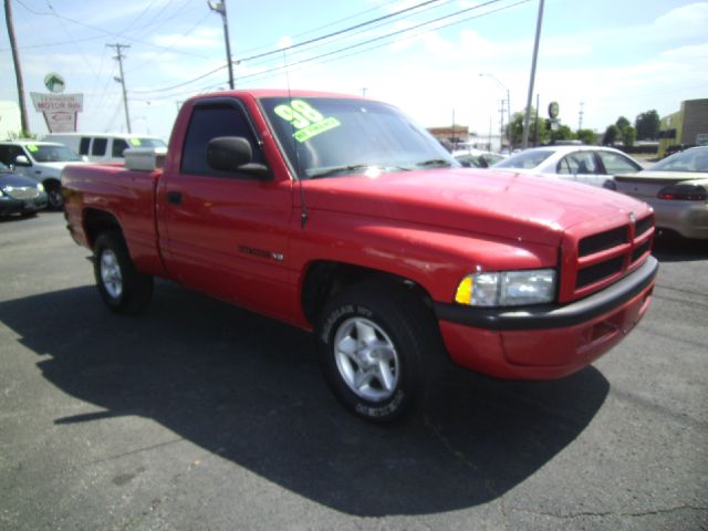 1998 Dodge Ram 1500 GLS AWD