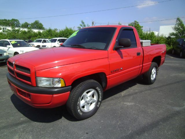 1998 Dodge Ram 1500 GLS AWD