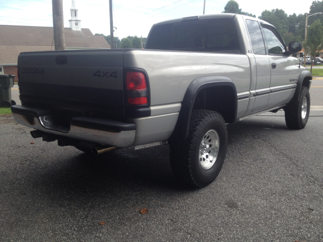 1998 Dodge Ram 1500 Extended Cab 4-wheel Drive LTZ