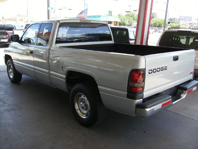 1999 Dodge Ram 1500 T Chairs