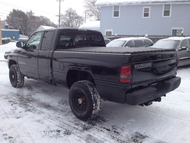 1999 Dodge Ram 1500 1500 LT 4WD