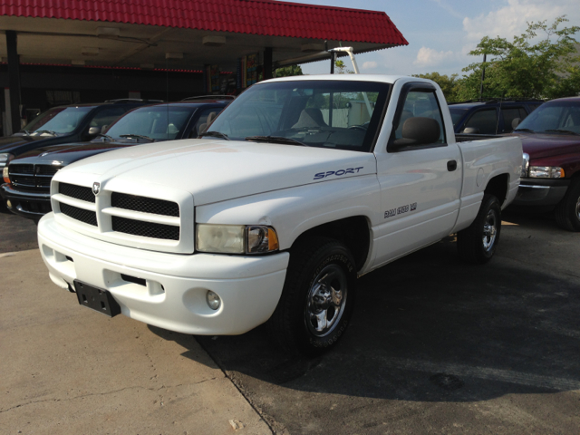 1999 Dodge Ram 1500 T Chairs