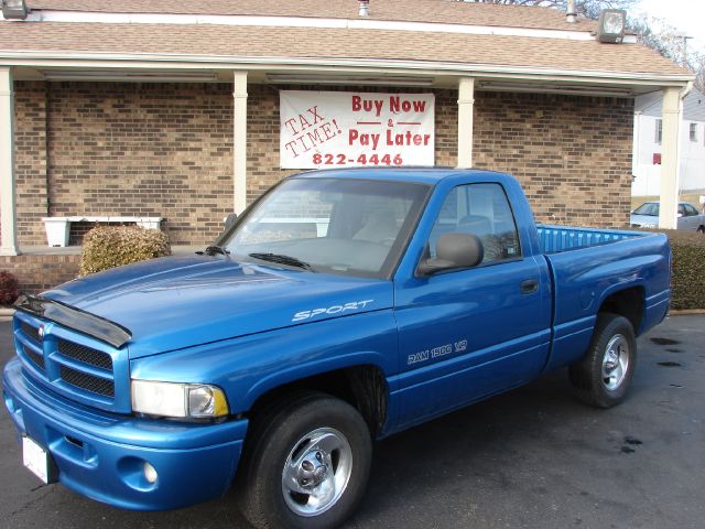 1999 Dodge Ram 1500 T Chairs