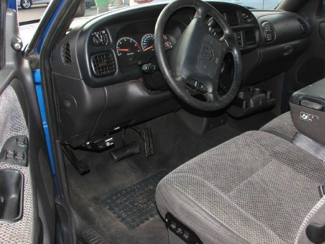 1999 Dodge Ram 1500 T Chairs