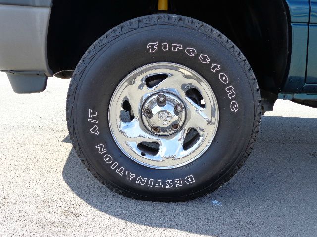 1999 Dodge Ram 1500 1500 LT 4WD