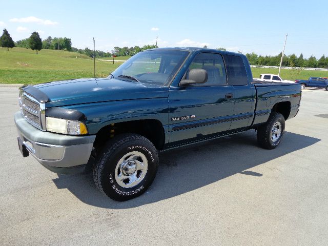 1999 Dodge Ram 1500 1500 LT 4WD