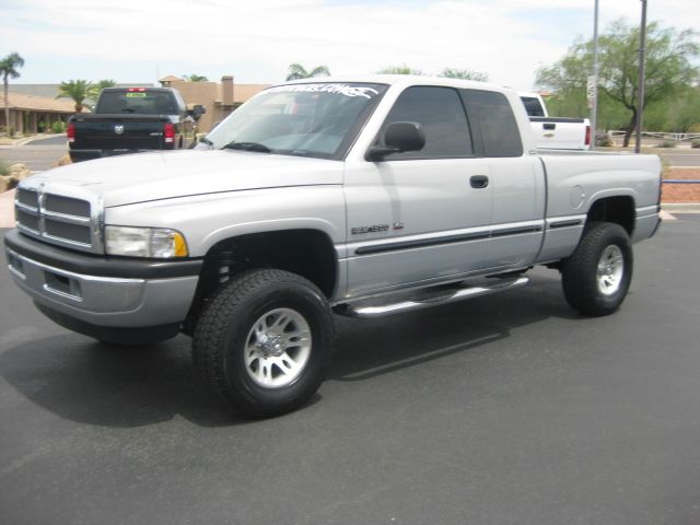 1999 Dodge Ram 1500 1500 LT 4WD