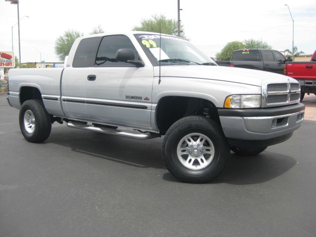 1999 Dodge Ram 1500 1500 LT 4WD