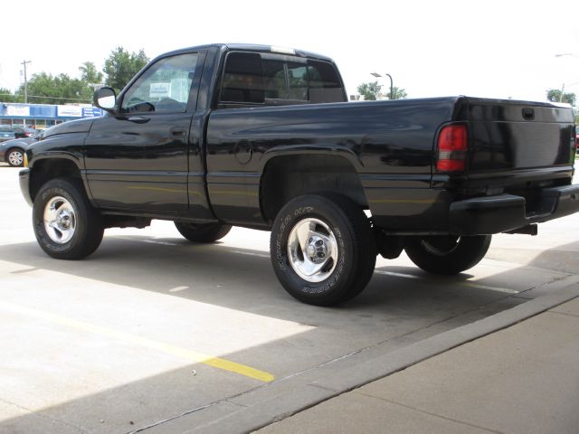 1999 Dodge Ram 1500 1500 LT 4WD