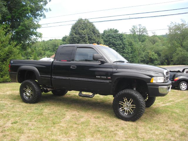 1999 Dodge Ram 1500 1500 LT 4WD