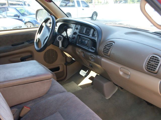 1999 Dodge Ram 1500 1500 LT Crew Cab 4WD