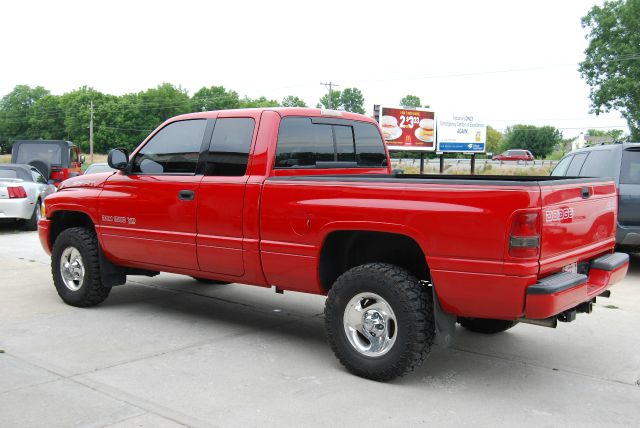 1999 Dodge Ram 1500 1500 LT 4WD