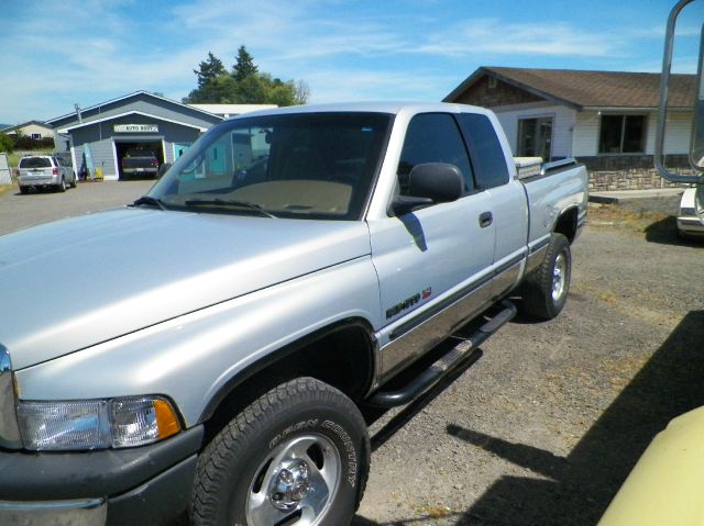 1999 Dodge Ram 1500 Z71 4X4 CREW CAB