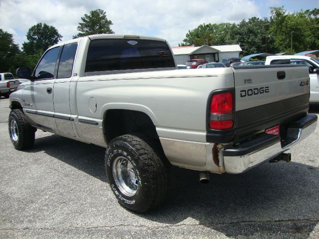 1999 Dodge Ram 1500 1500 LT 4WD