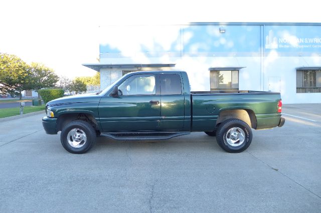 1999 Dodge Ram 1500 1500 LT 4WD