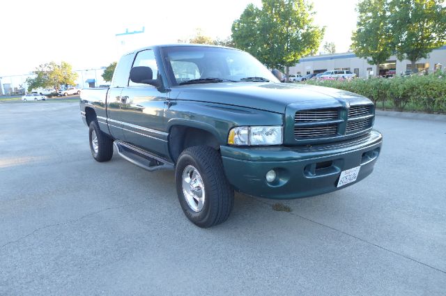 1999 Dodge Ram 1500 1500 LT 4WD