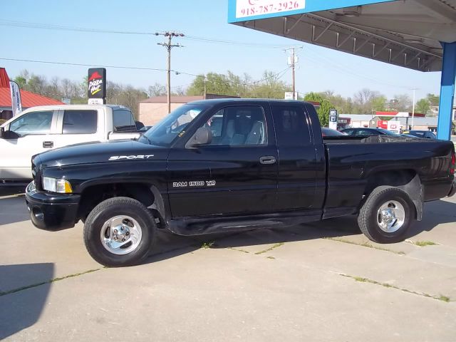 1999 Dodge Ram 1500 1500 LT 4WD