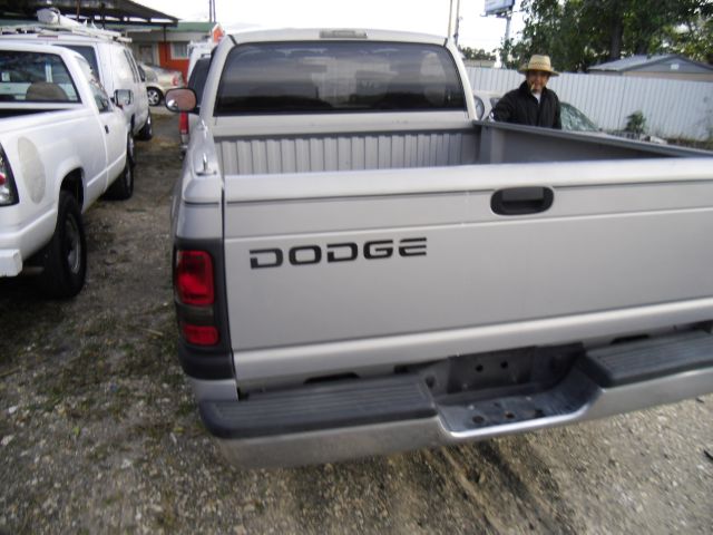 1999 Dodge Ram 1500 T Chairs