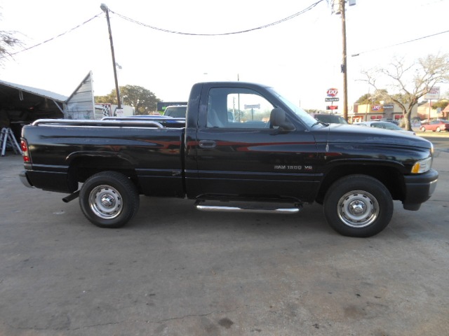 2000 Dodge Ram 1500 T Chairs