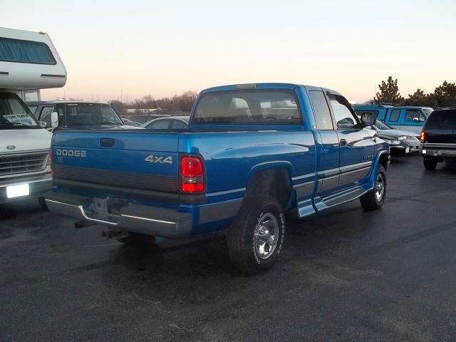 2000 Dodge Ram 1500 1500 LT 4WD