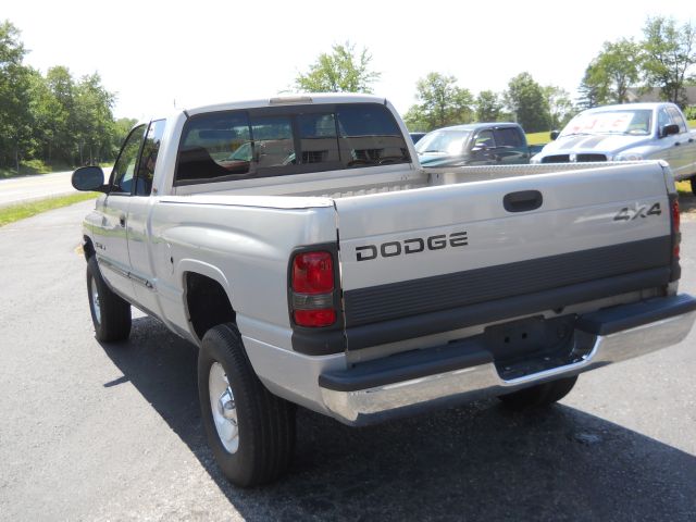 2000 Dodge Ram 1500 1500 LT 4WD