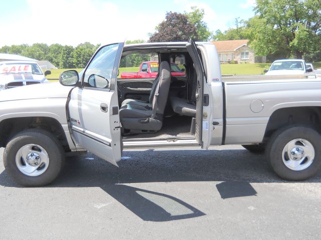 2000 Dodge Ram 1500 1500 LT 4WD