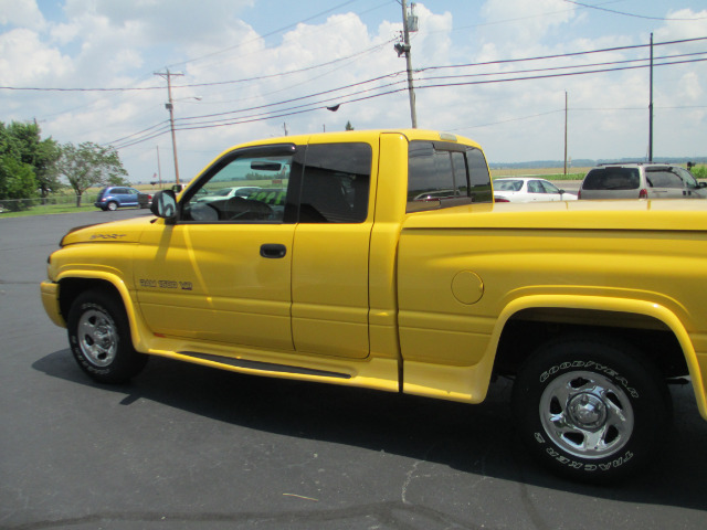 2000 Dodge Ram 1500 1500 LT Crew Cab 4WD