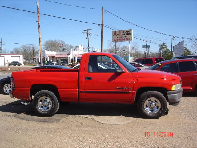 2000 Dodge Ram 1500 T Chairs