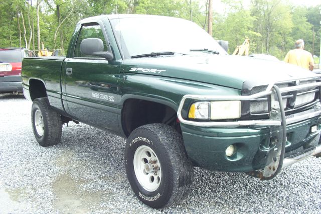 2000 Dodge Ram 1500 1500 LT 4WD
