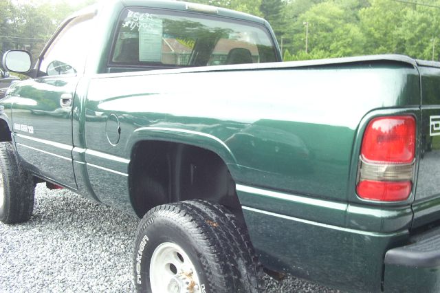 2000 Dodge Ram 1500 1500 LT 4WD