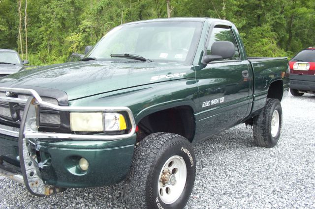 2000 Dodge Ram 1500 1500 LT 4WD
