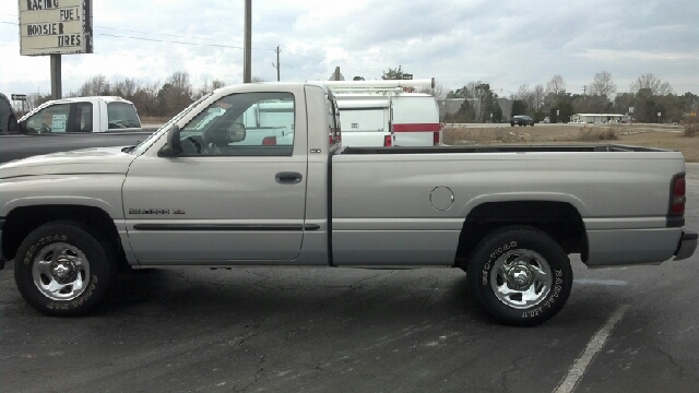 2000 Dodge Ram 1500 Supercrew-short-limited-nav-22 INCH Rims-1 Owner
