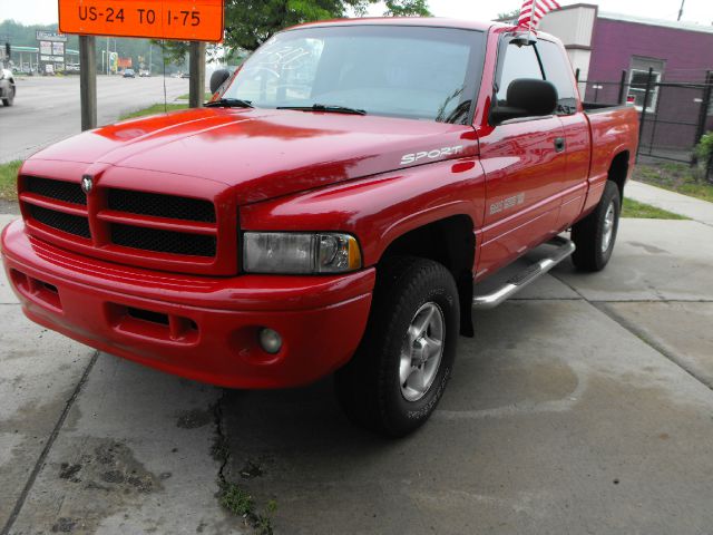 2000 Dodge Ram 1500 1500 LT 4WD