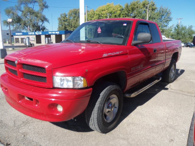 2000 Dodge Ram 1500 1500 LT 4WD