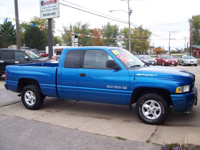 2000 Dodge Ram 1500 1500 LT Crew Cab 4WD
