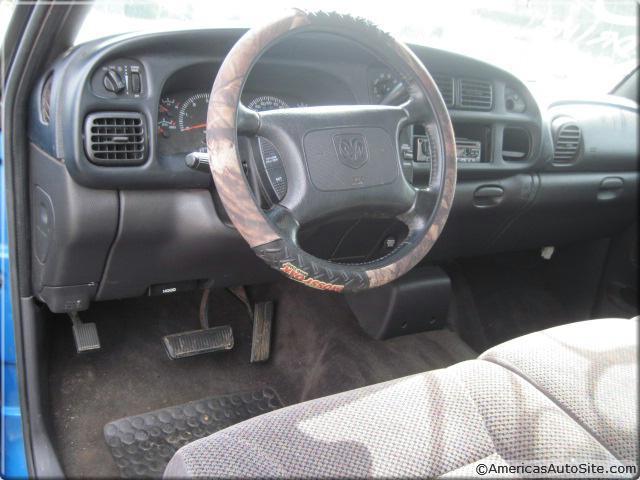 2000 Dodge Ram 1500 Base