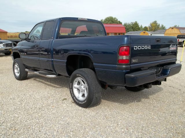 2001 Dodge Ram 1500 1500 LT 4WD