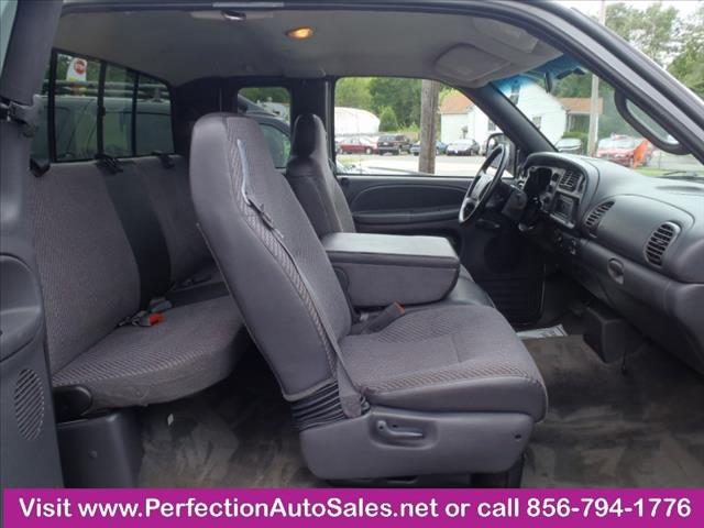 2001 Dodge Ram 1500 Base