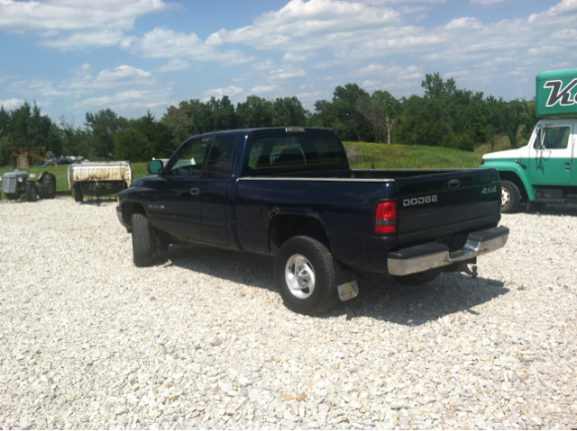 2001 Dodge Ram 1500 1500 LT 4WD