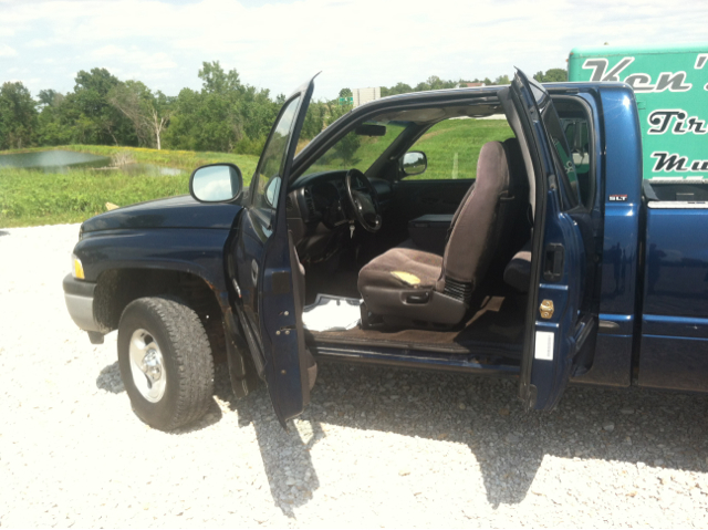 2001 Dodge Ram 1500 1500 LT 4WD