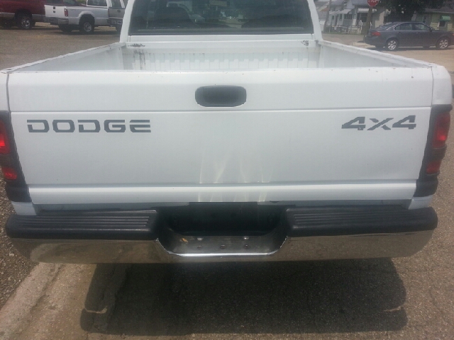 2001 Dodge Ram 1500 4DR SDN V6 AUTO SE (GS) Sedan