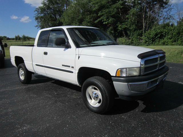 2001 Dodge Ram 1500 Ext WT