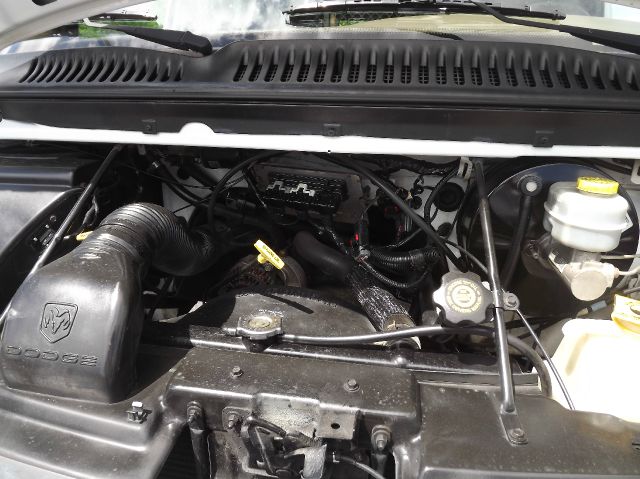 2001 Dodge Ram 1500 FWD CXS